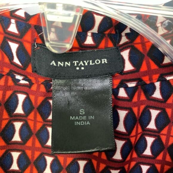 Ann Taylor Women's Geometric Sleeveless Button-Up Top Red Blue White Small - Picture 5 of 7